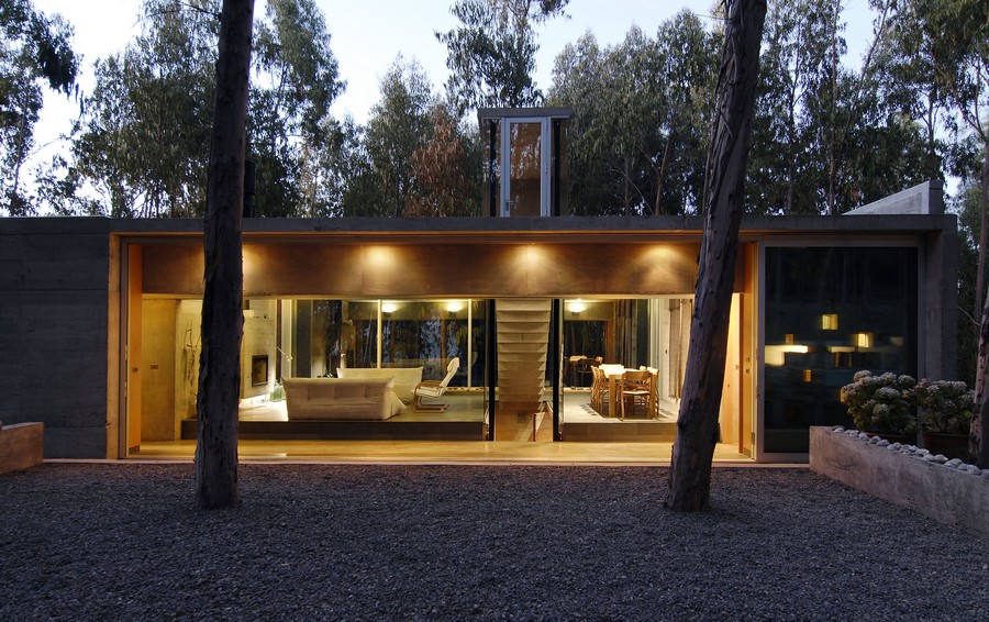 Omnibus House in Chile