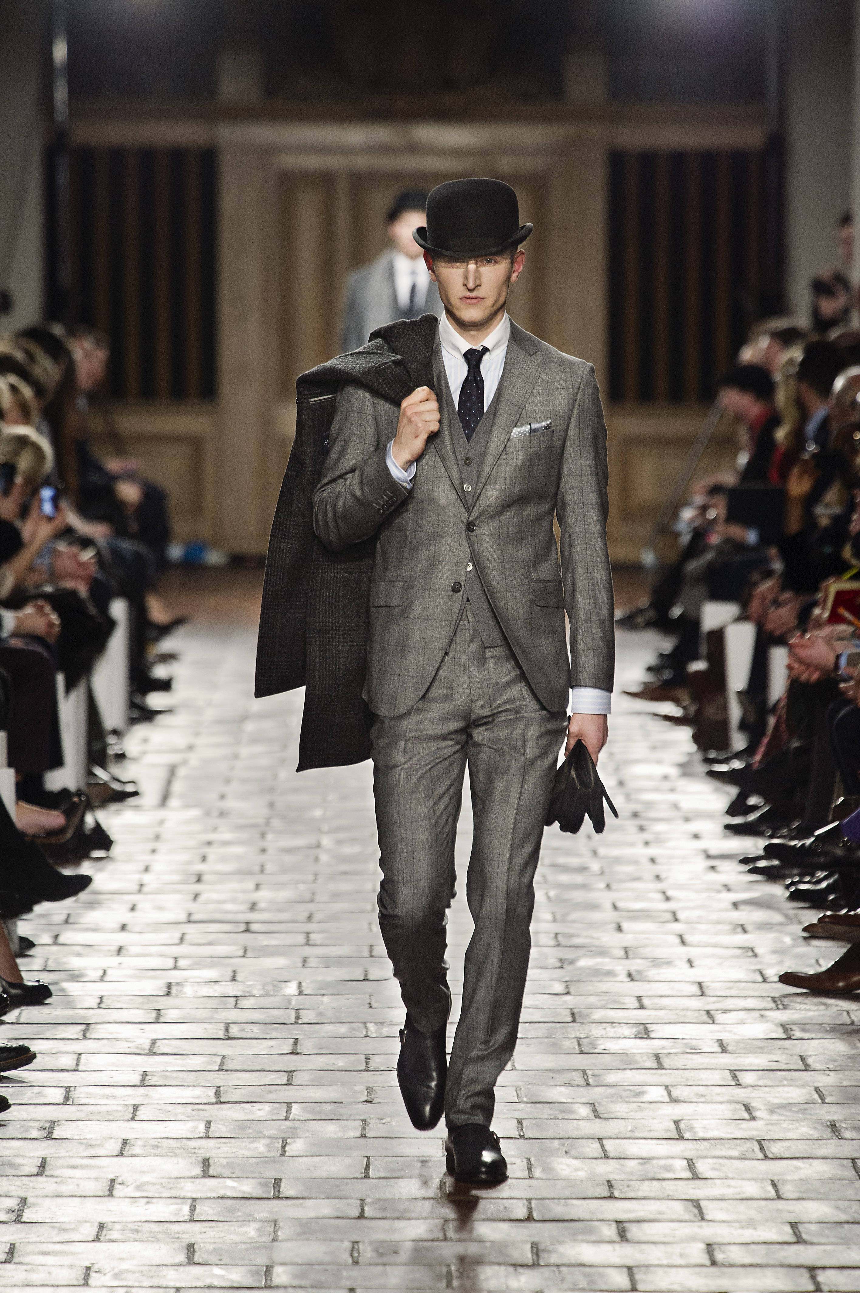 Hackett no começo de Novembro