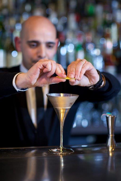 Como fazer um Dry Martini