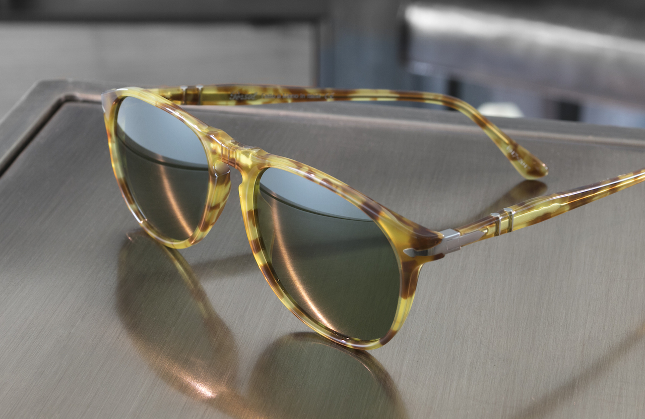 Persol, passatempo no quarto aniversário