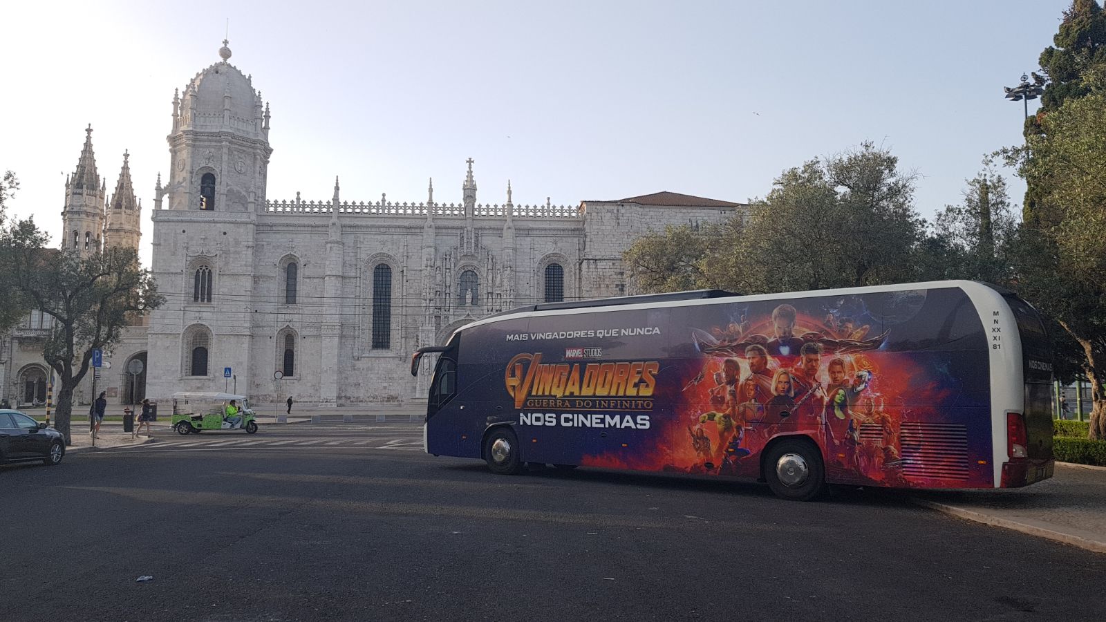 Marvel? Vingadores? Perto de nós