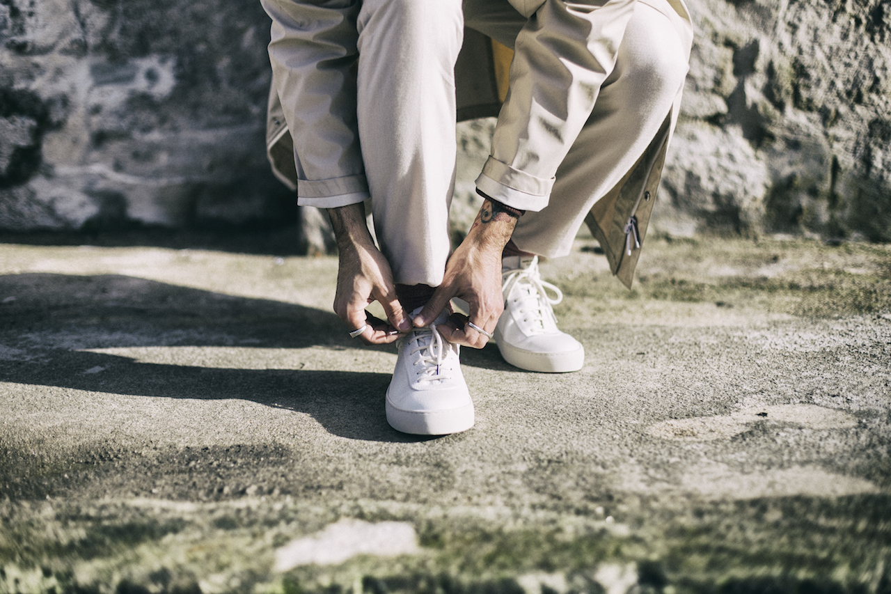 Uma ode ao minimalismo num sneaker