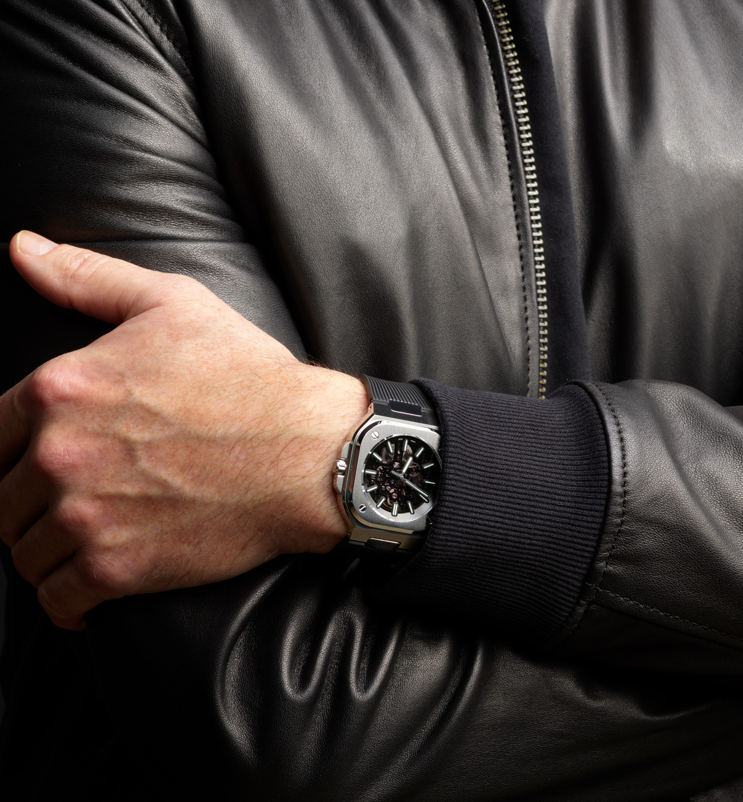 SKELETON NIGHTLUM para os exploradores urbanos