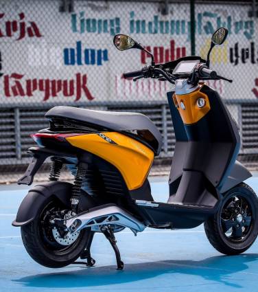 Piaggio ONE