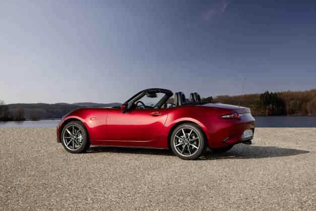 A cor dos automóveis