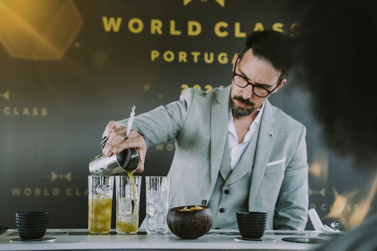O melhor bartender nacional com World Class Portugal 2024