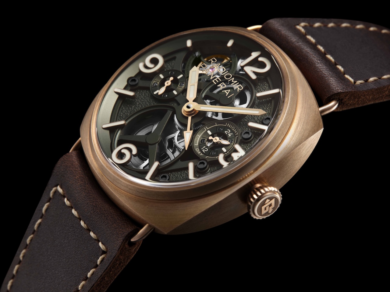 PAM01284, um orgulho em bronze da Panerai