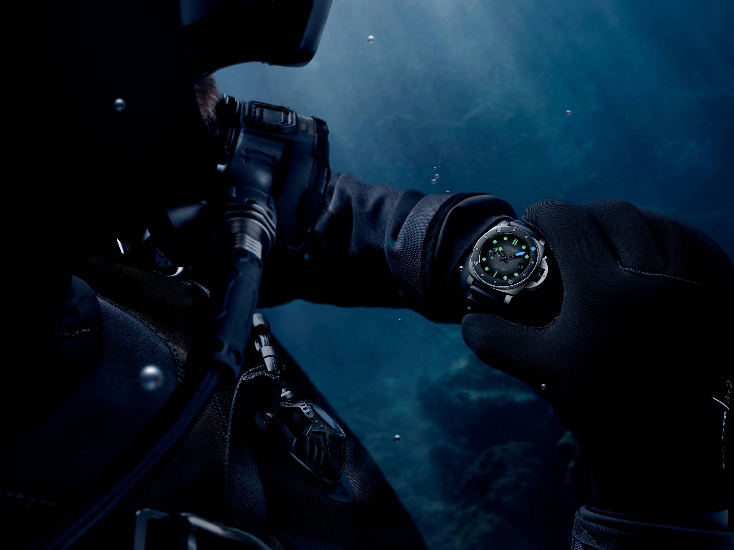 Navy SEALs PAM01738, o mais recente relógio da Panerai