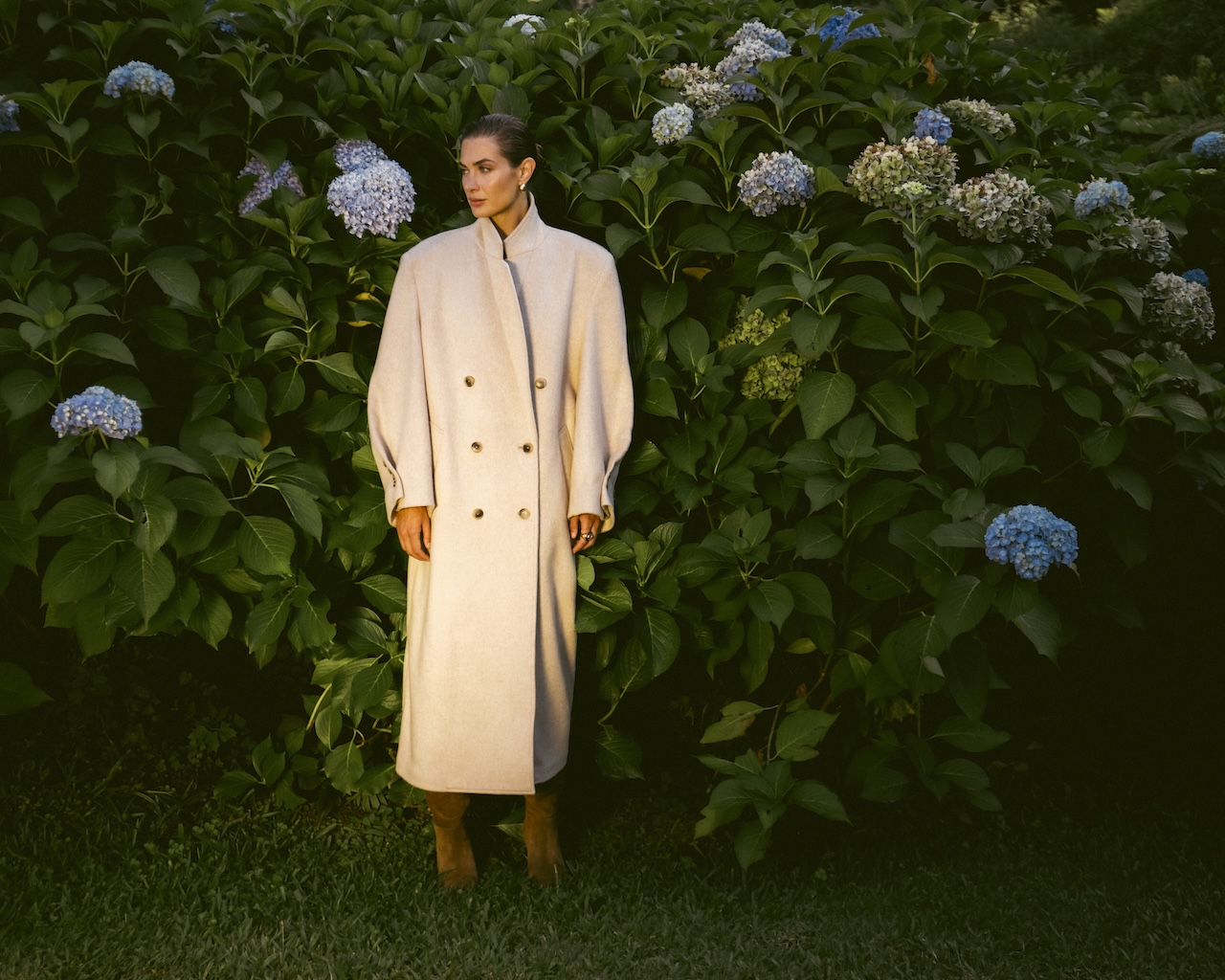 CAYET apresenta NUMERO SIETE — The Quiet Season